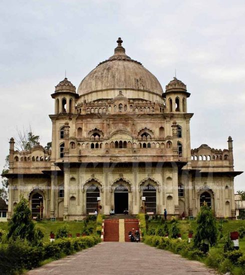 Tomb of Saadat Ali Khan