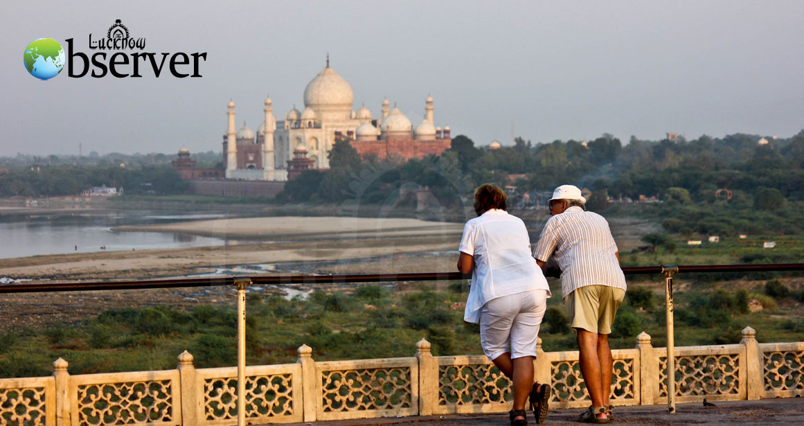 Tourism - View Tajmahal from Agra Fort